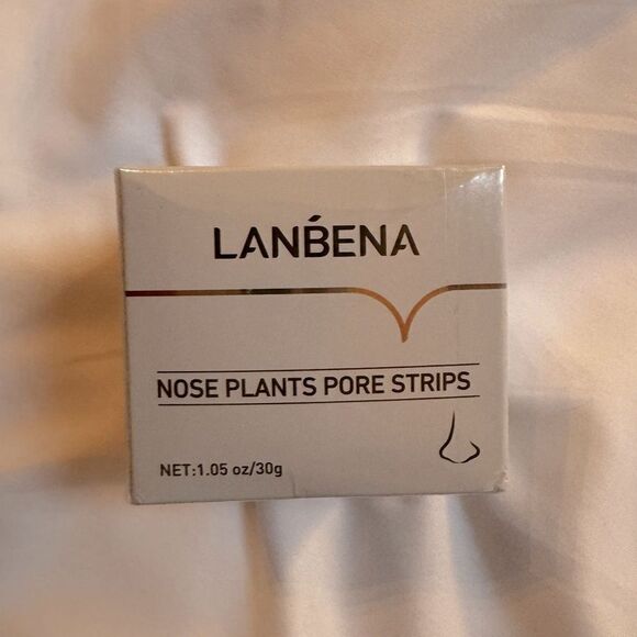 NWT Brand new in sealed box Lanbena Nose plants pore strips 1.05oz - Picture 2 of 4